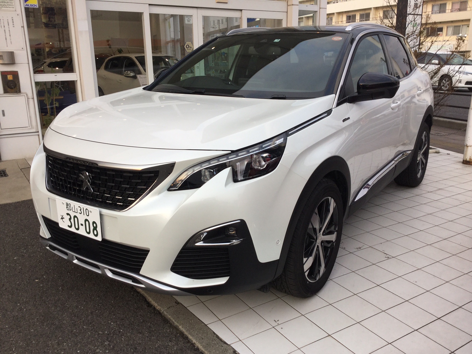 NEW3008ご試乗ください。