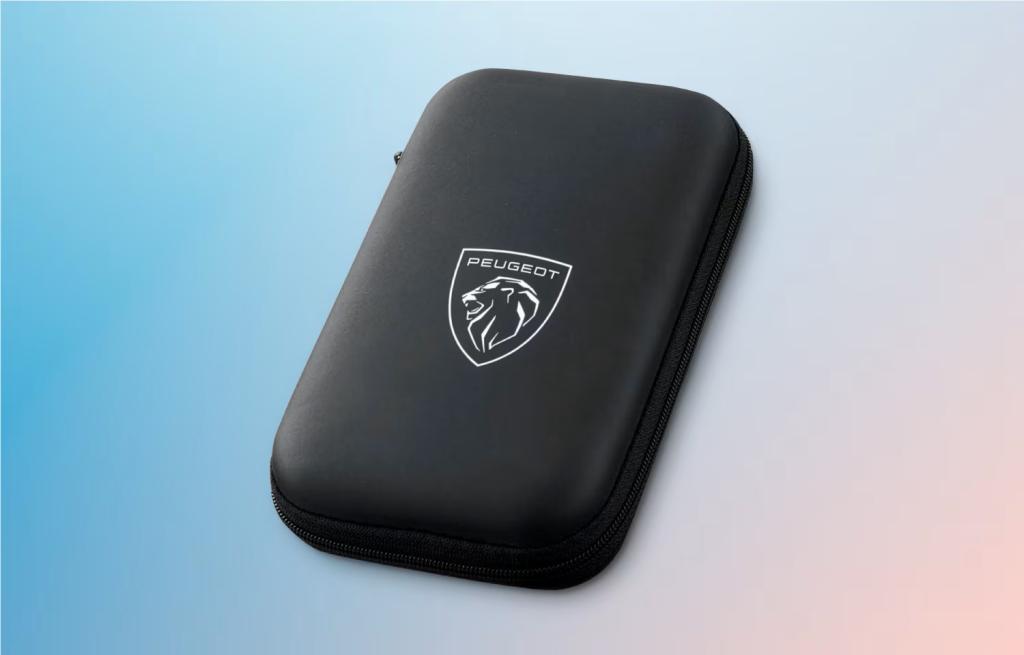 NEW E-3008 デビューフェア