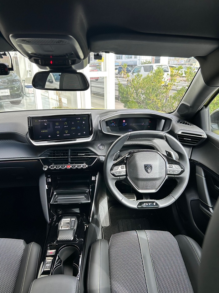 208 GT HYBRID