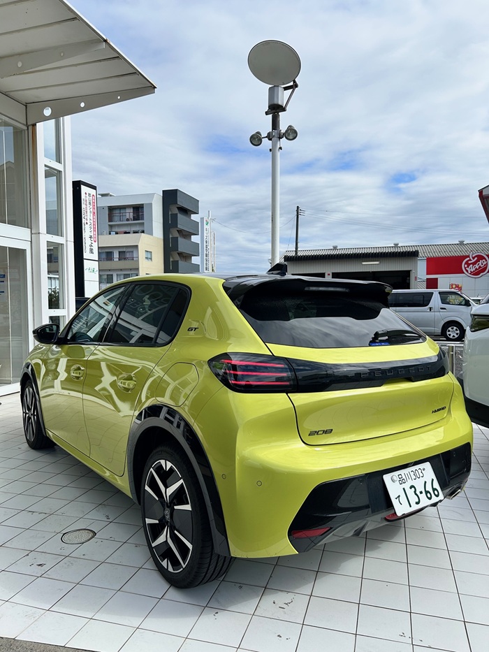 208 GT HYBRID